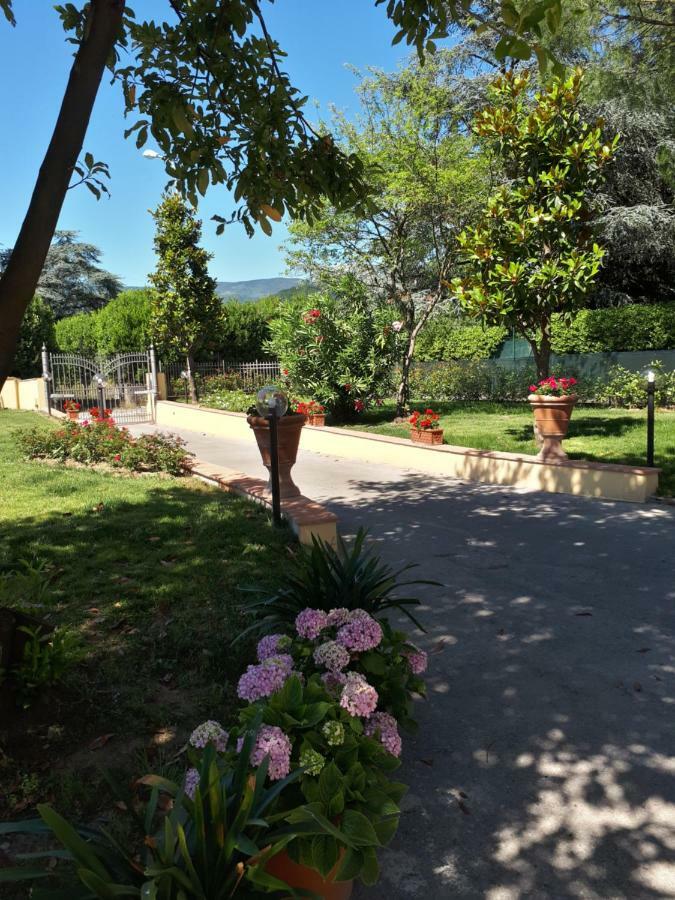 Villa Monica Пистойя Экстерьер фото